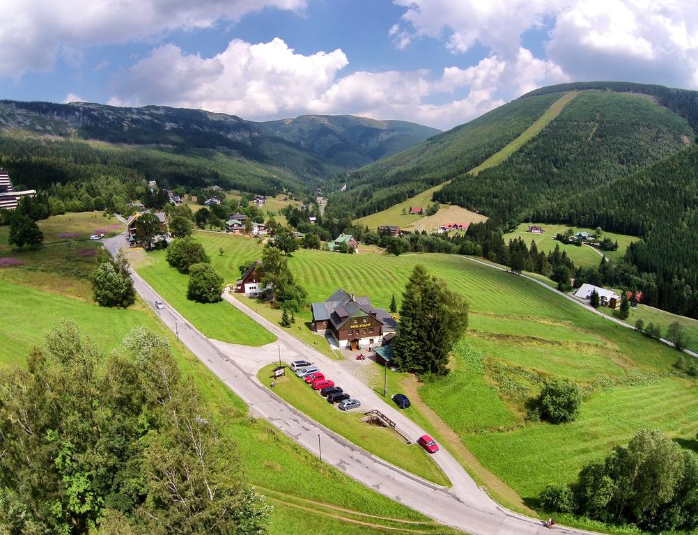 Alpsky Hotel Špindlerŭv Mlýn Exterior foto