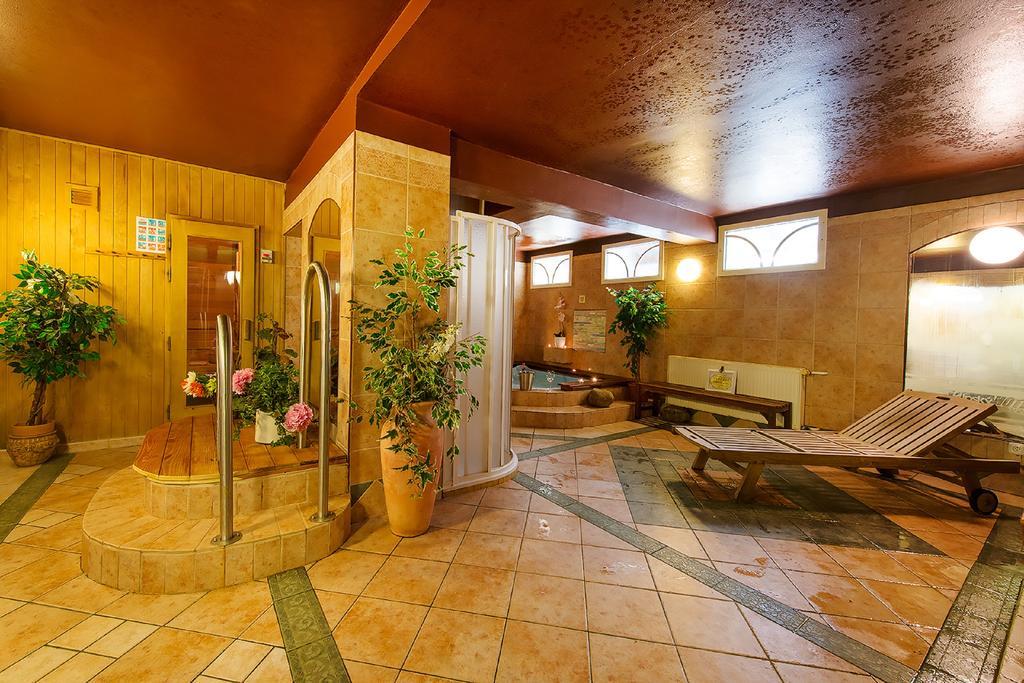 Alpsky Hotel Špindlerŭv Mlýn Exterior foto
