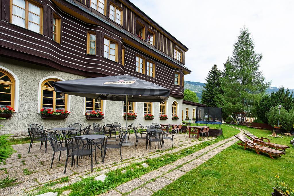 Alpsky Hotel Špindlerŭv Mlýn Exterior foto