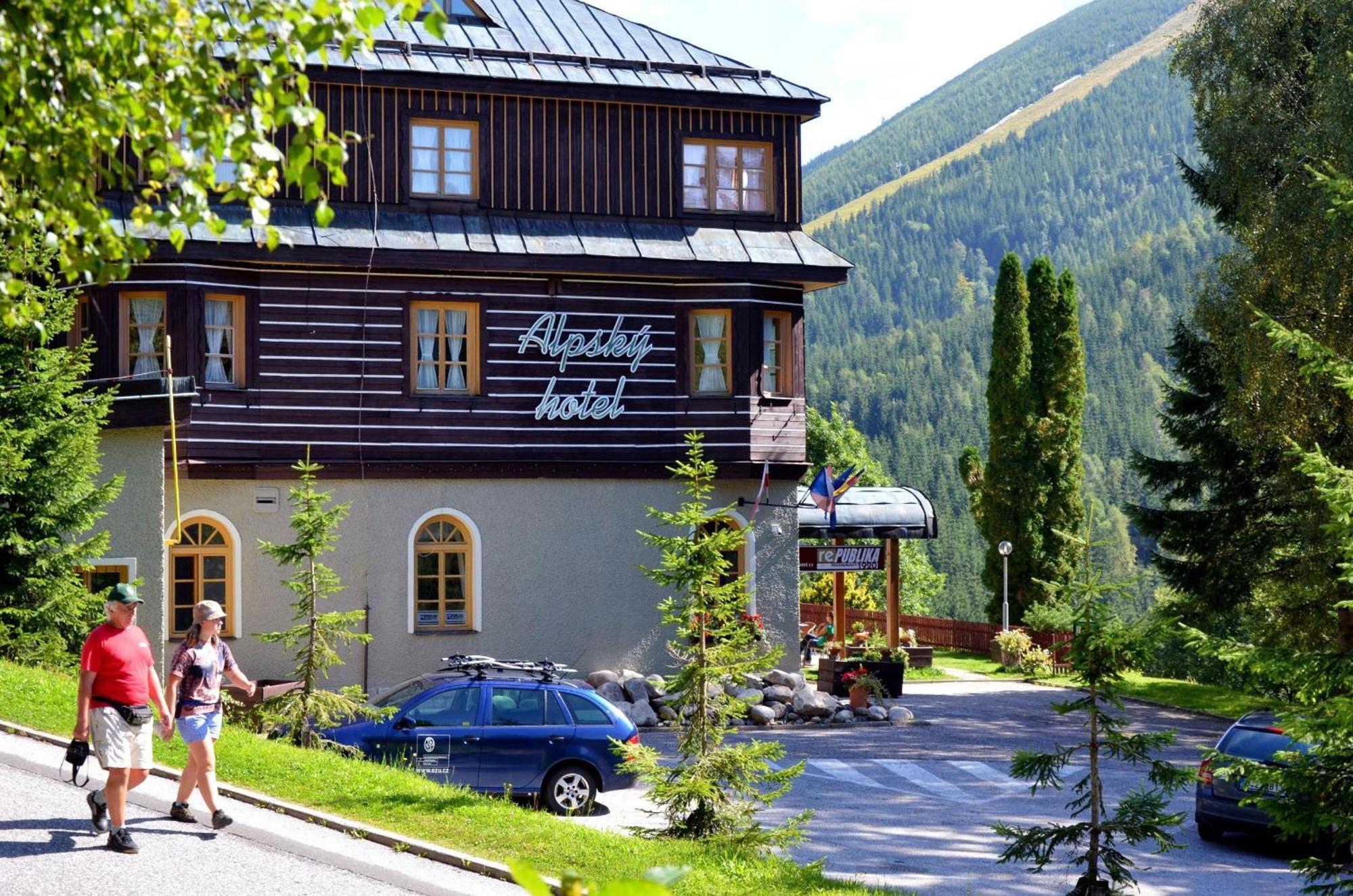 Alpsky Hotel Špindlerŭv Mlýn Exterior foto