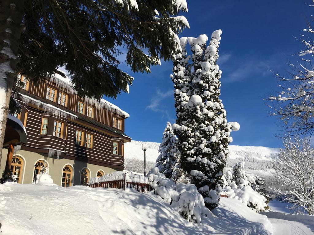 Alpsky Hotel Špindlerŭv Mlýn Exterior foto