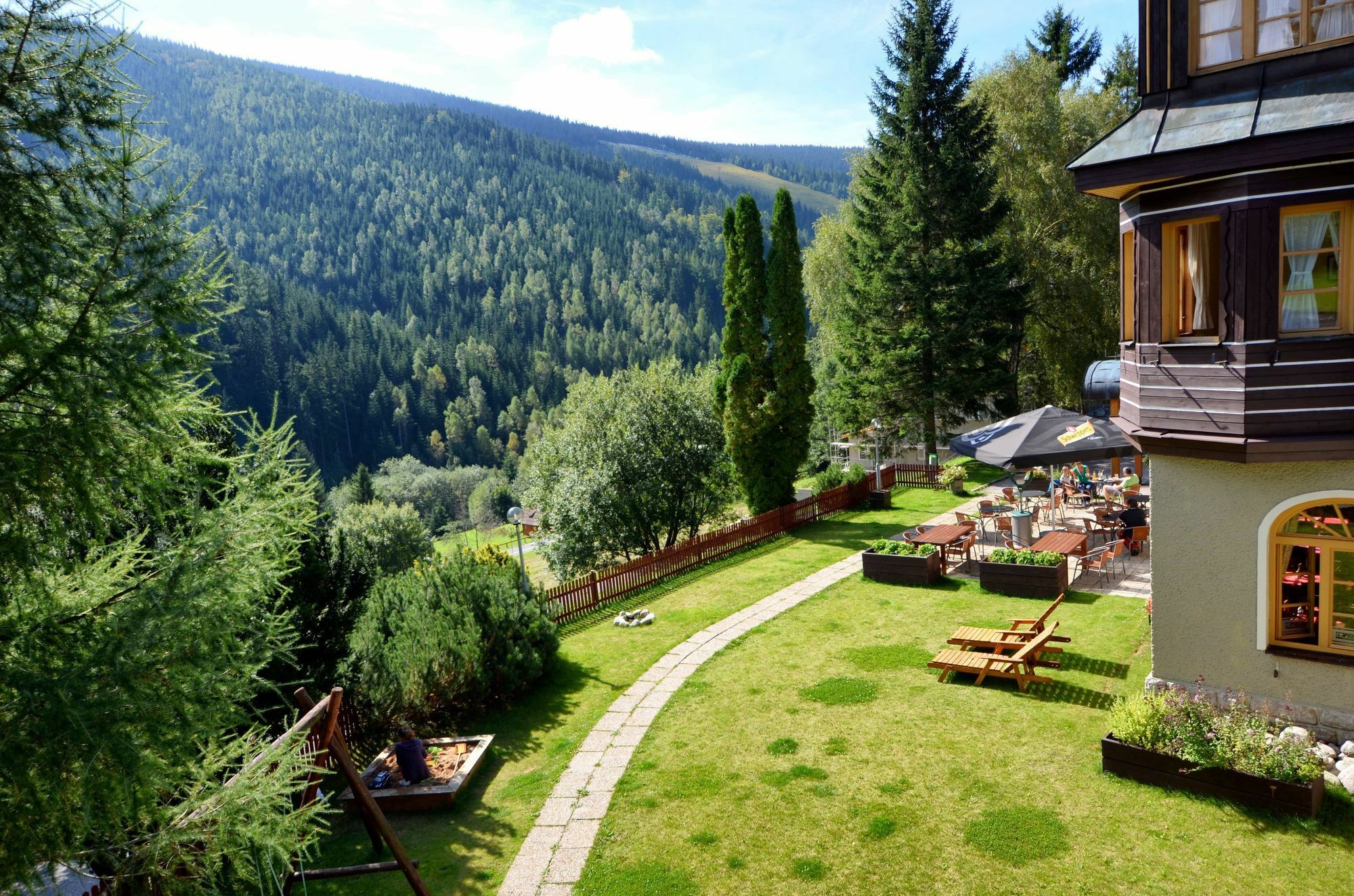 Alpsky Hotel Špindlerŭv Mlýn Exterior foto
